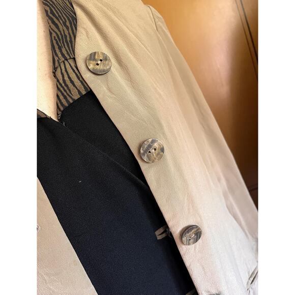 Vintage silk jacket in dove gray, size 6 - Picture 4 of 6